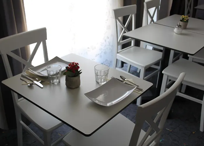 Znjan - Sea View Couette-café 4*